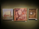 Картины Алексея Акиндинова, слева-направо: \"Грибная рапсодия\"; \"Баловень\"; \"Триумф\". Выставка \"Вдохновение орнаментом-2024\". Люберецкая картинная галерея Музейно-выставочного комплекса, 03.02.2024.